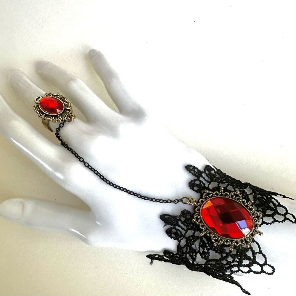 Black lace red ring link bracelet